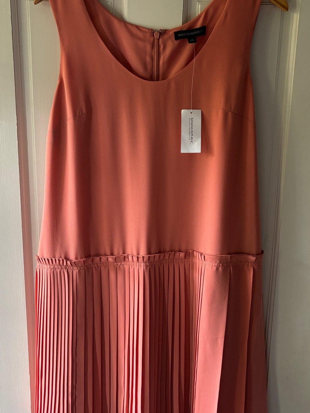 Banana Republic Burnt Orange Pleated drop-waist flapper-style Dress